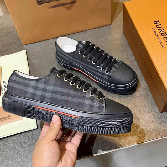 Burberry Sneakers